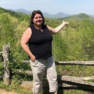 Meet your Posher, Mandy